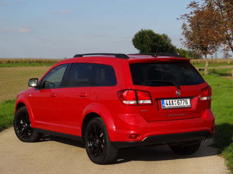 Fiat Freemont 2.0 MTJ 4x4 AT