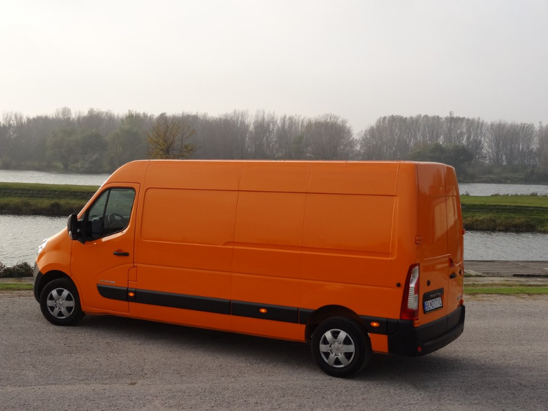 Renault Master 2.3 dCi L3H2