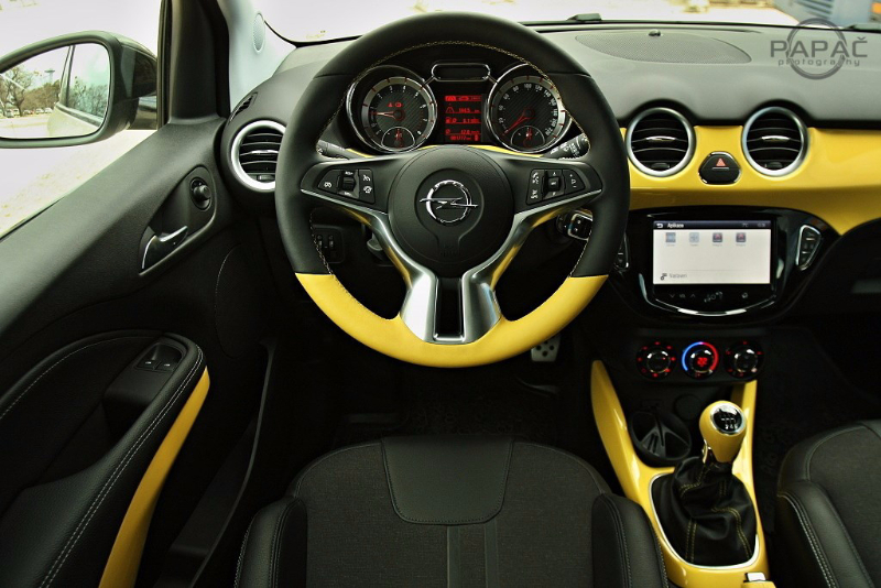 Opel Adam Rocks 1.0 Turbo