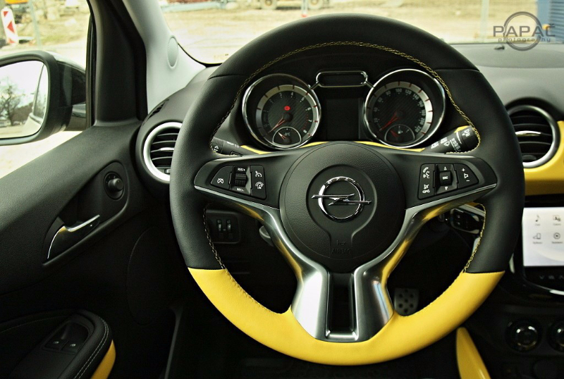 Opel Adam Rocks 1.0 Turbo