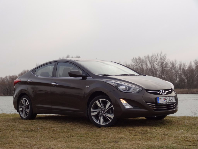 Hyundai Elantra 1.6i