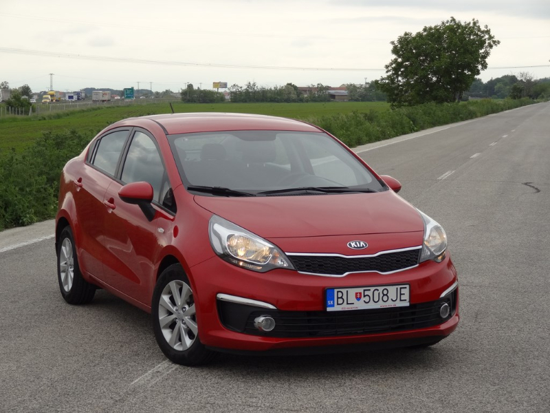 Kia Rio Sedan 1.2 D-CVVT