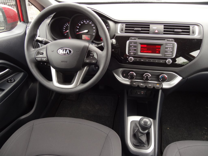 Kia Rio Sedan 1.2 D-CVVT