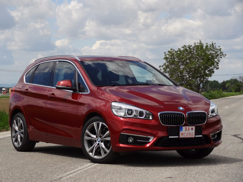 BMW 225i ActiveTourer