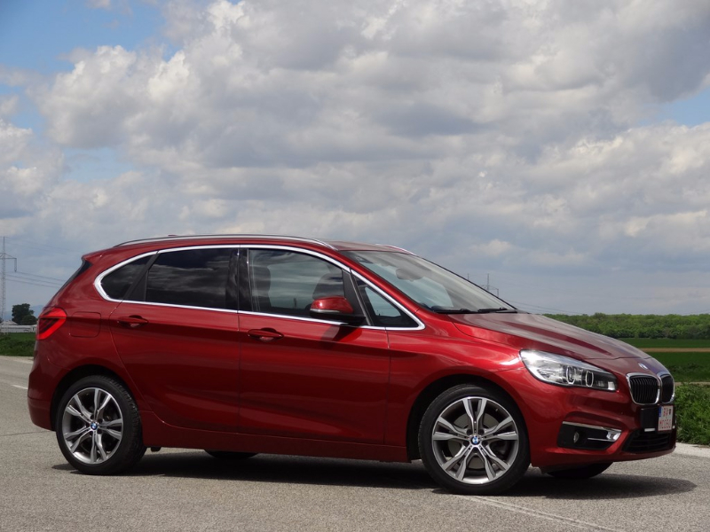 BMW 225i ActiveTourer