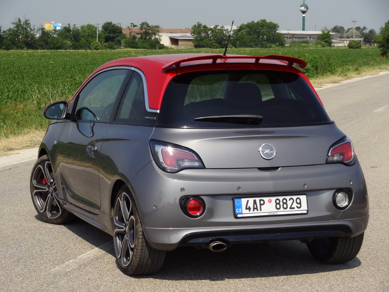 Opel Adam S