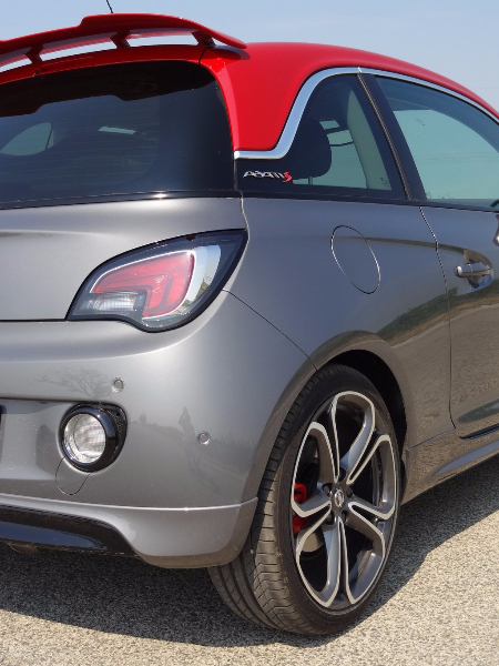 Opel Adam S