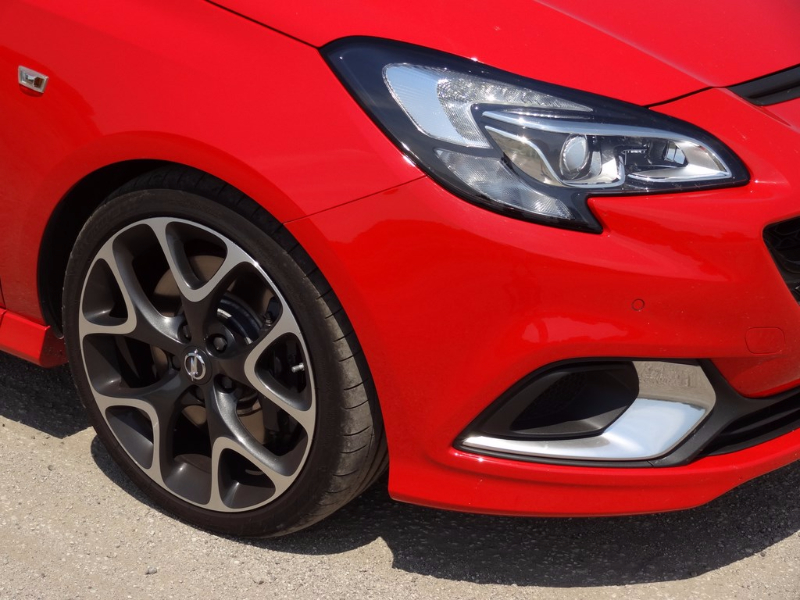 Opel Corsa OPC Performance