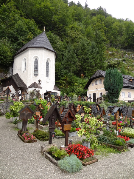 Hallstatt: Pokojné mestečko ukryté v Alpách