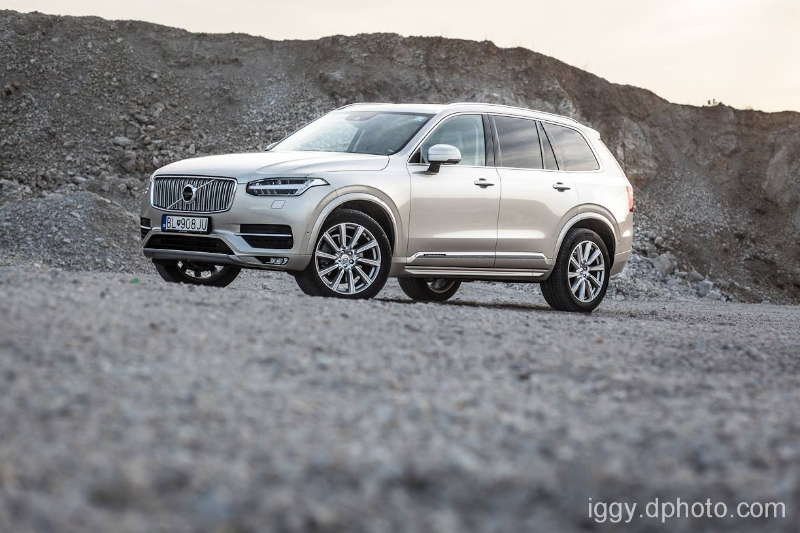 Volvo XC-90 D5 AWD