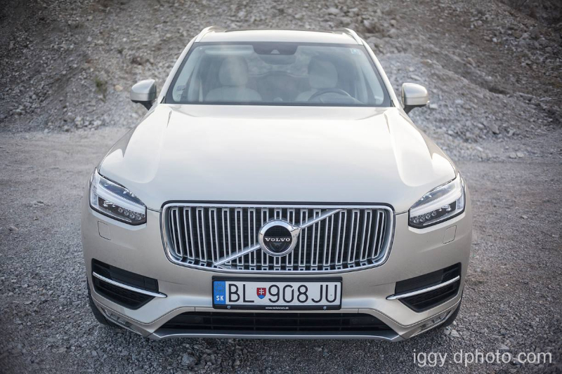 Volvo XC-90 D5 AWD