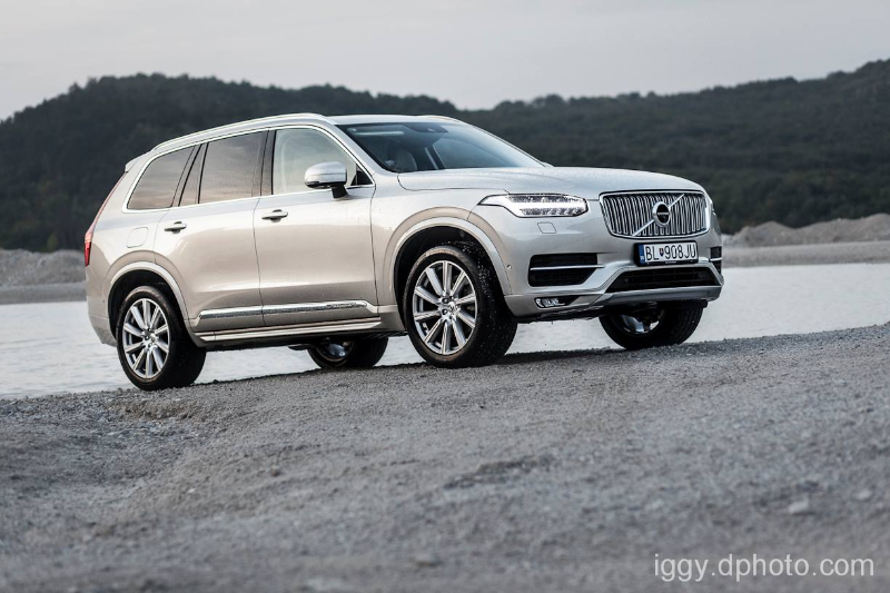 Volvo XC-90 D5 AWD