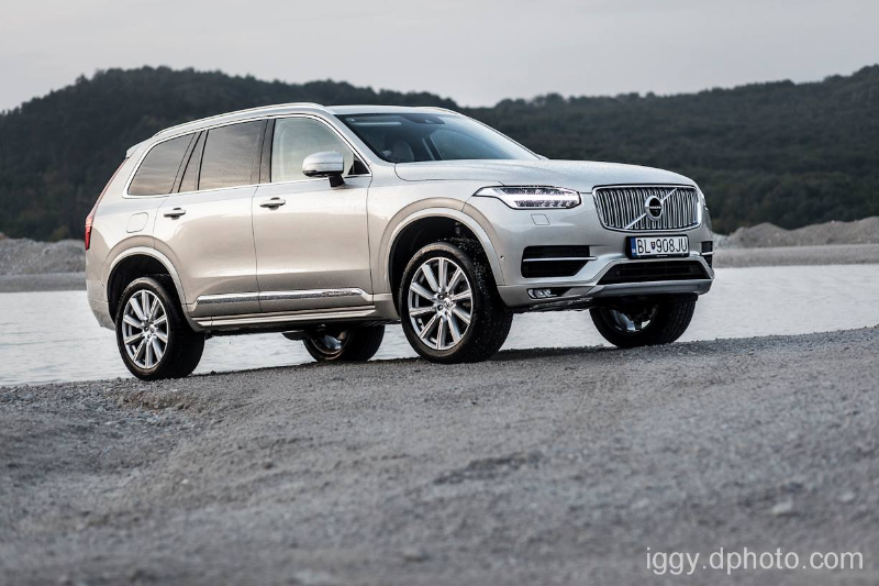 Volvo XC-90 D5 AWD