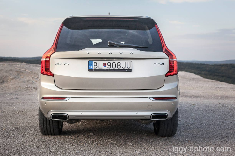 Volvo XC-90 D5 AWD