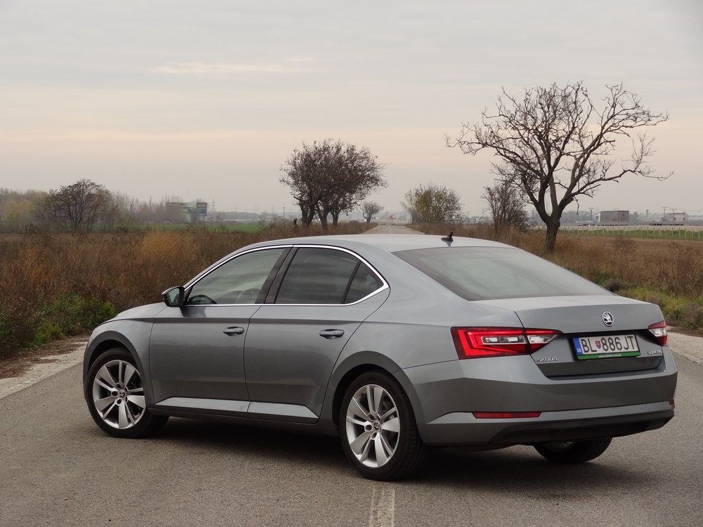 Škoda Superb 2.0 TDi DSG 140 kW