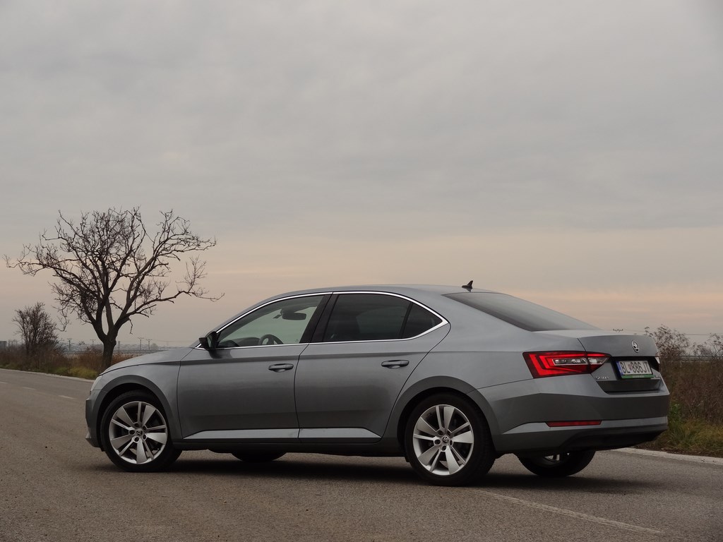 Škoda Superb 2.0 TDi DSG 140 kW