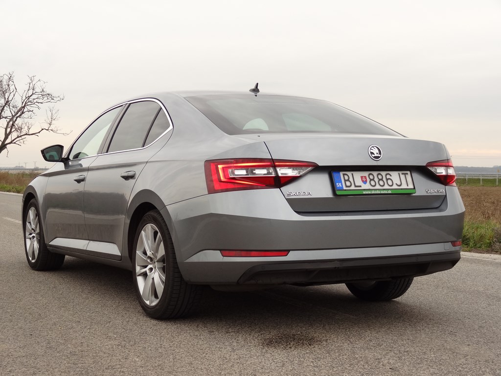 Škoda Superb 2.0 TDi DSG 140 kW