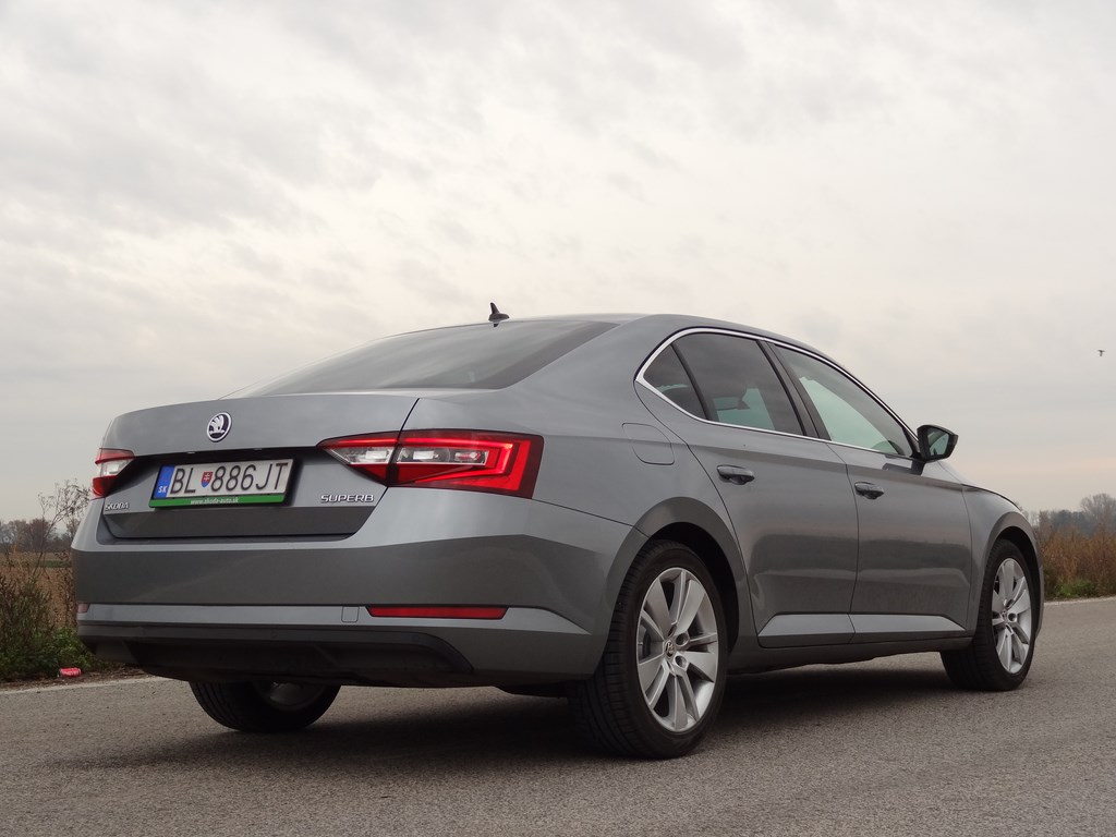 Škoda Superb 2.0 TDi DSG 140 kW