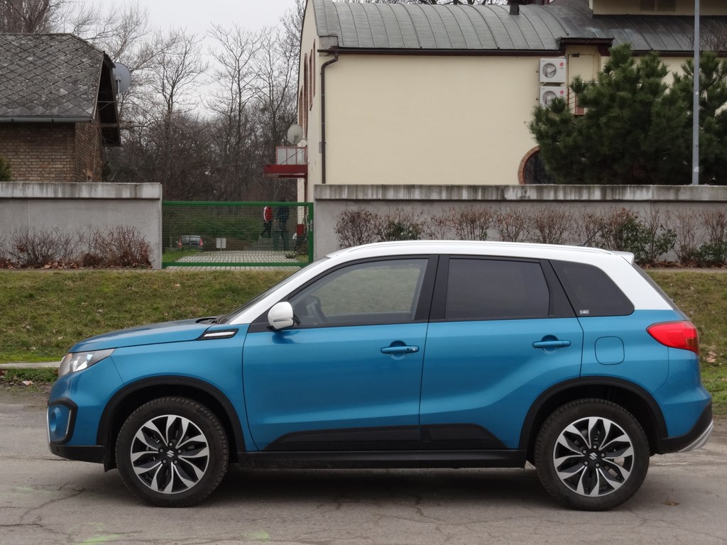 Suzuki Vitara 1.6 i-VVT 4WD AT