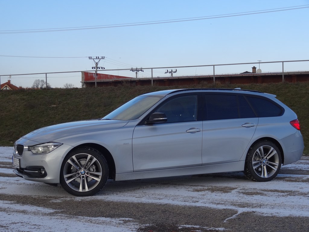 BMW 318d Touring