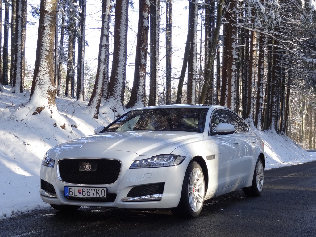 Jaguar XF 20d