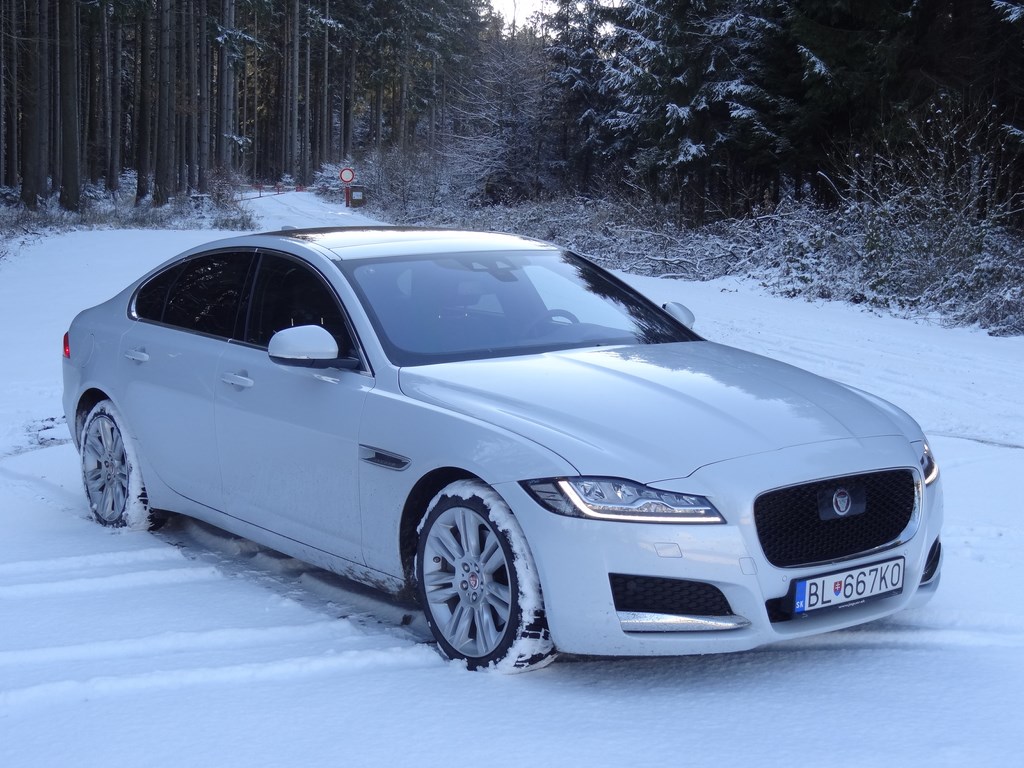 Jaguar XF 20d