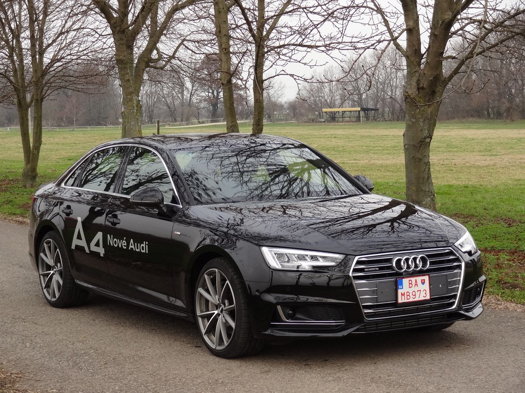 Audi A4 3.0 TDi Tiptronic Quattro