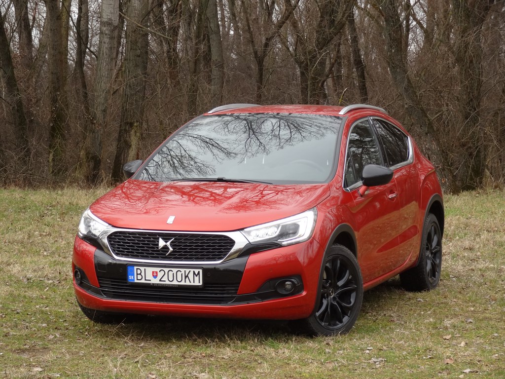 DS4 Crossback BluHDi 180 EAT6