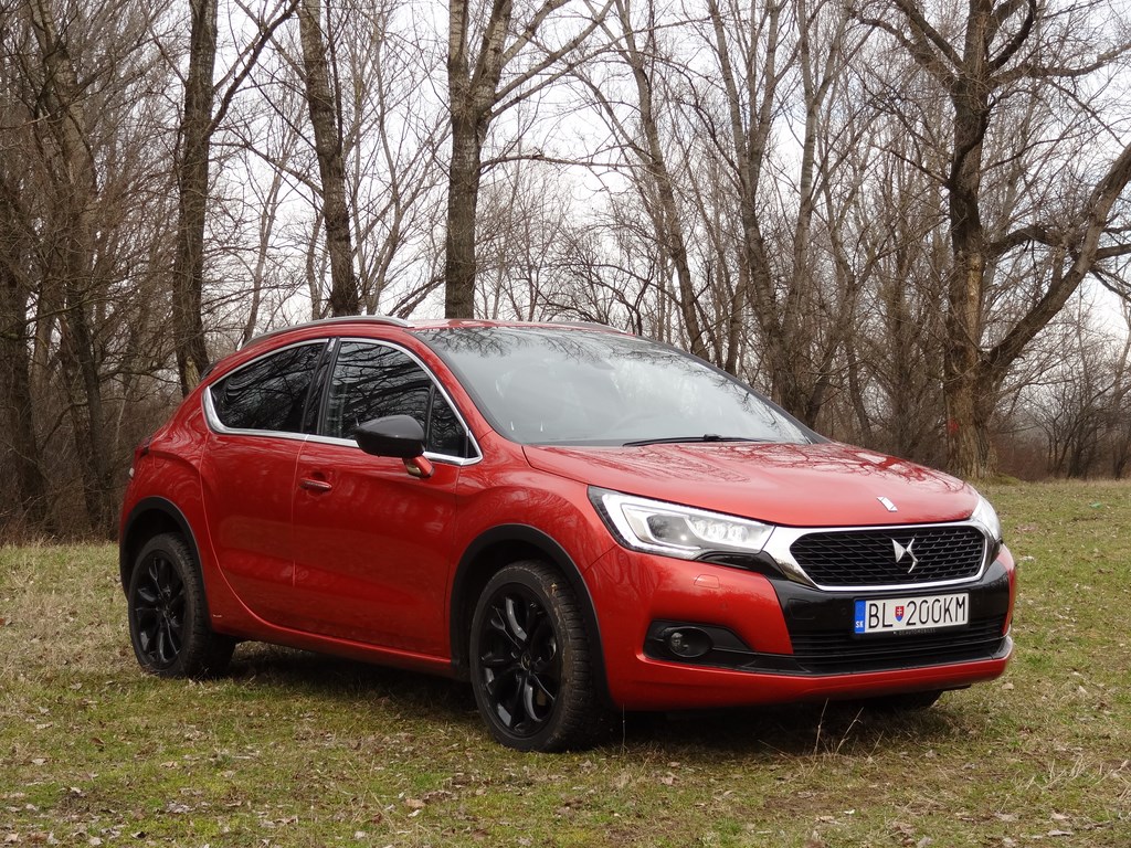 DS4 Crossback BluHDi 180 EAT6