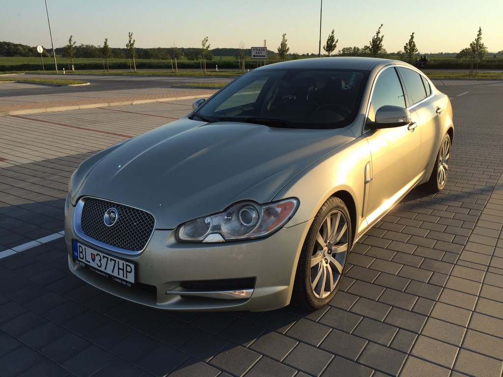 Jazdený Jaguar XF 2,7d (08´)