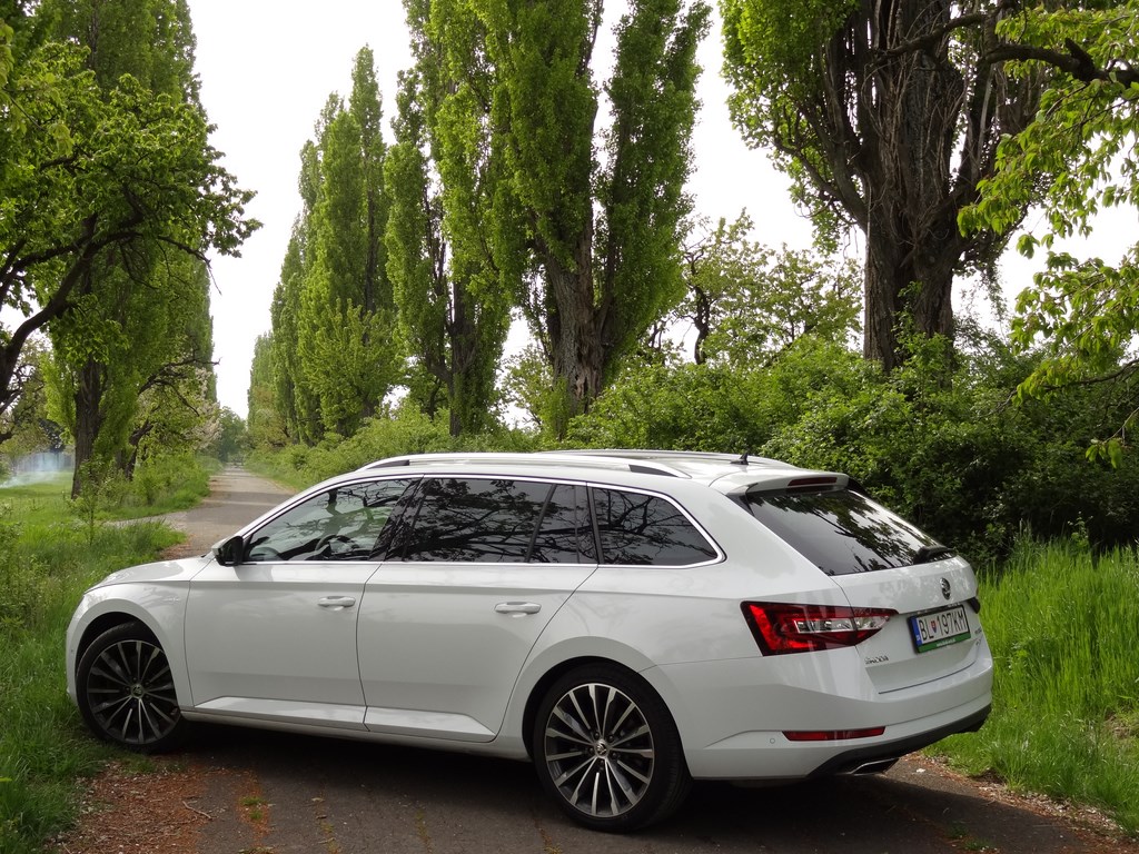 Škoda Superb Combi 2.0 TSI DSG 4x4