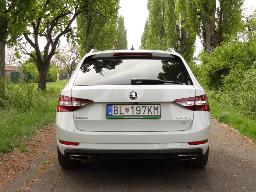 Škoda Superb Combi 2.0 TSI DSG 4x4