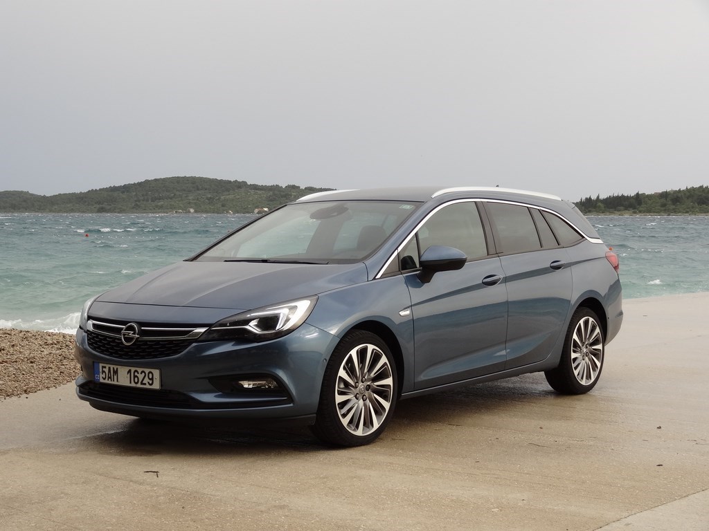 Opel Astra ST 1.6 CDTI BiTurbo