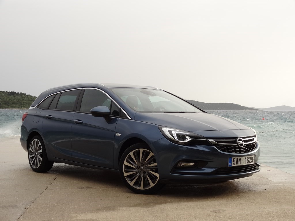 Opel Astra ST 1.6 CDTI BiTurbo