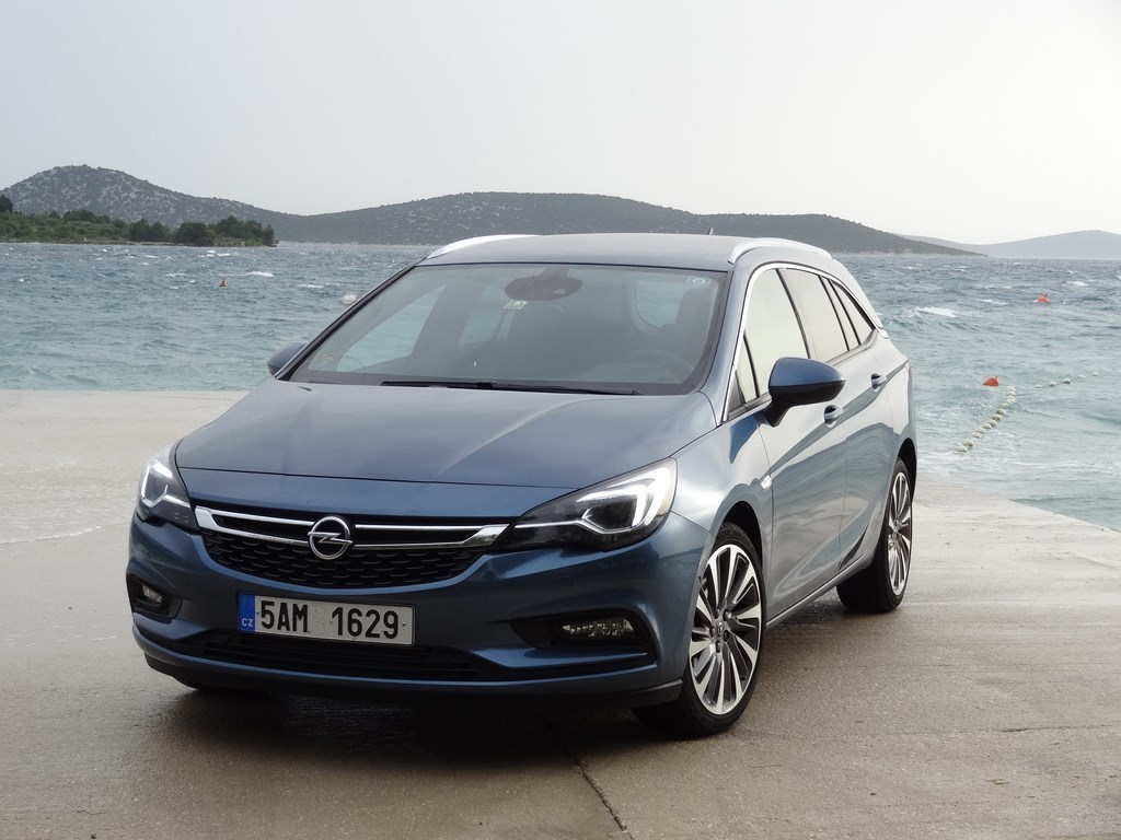 Opel Astra ST 1.6 CDTI BiTurbo