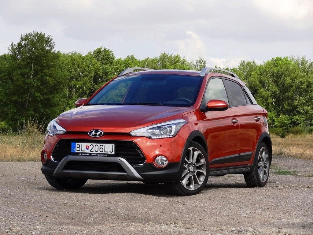 Hyundai i20 vs. i20 Active