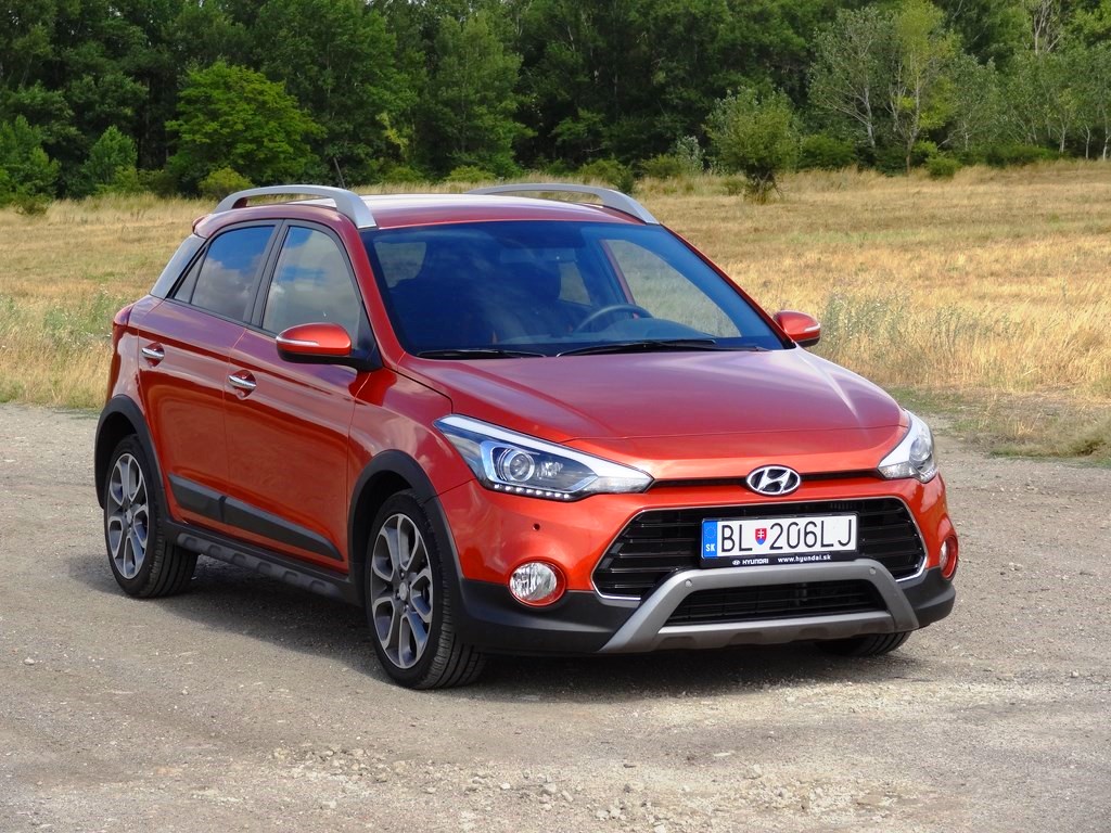 Hyundai i20 vs. i20 Active