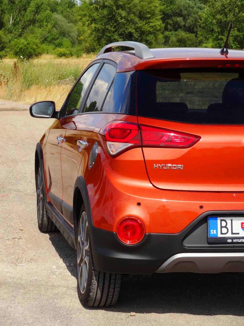 Hyundai i20 vs. i20 Active