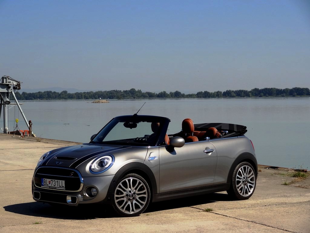 MINI Cooper S Cabrio