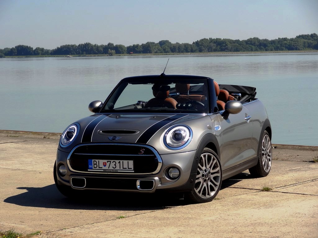 MINI Cooper S Cabrio