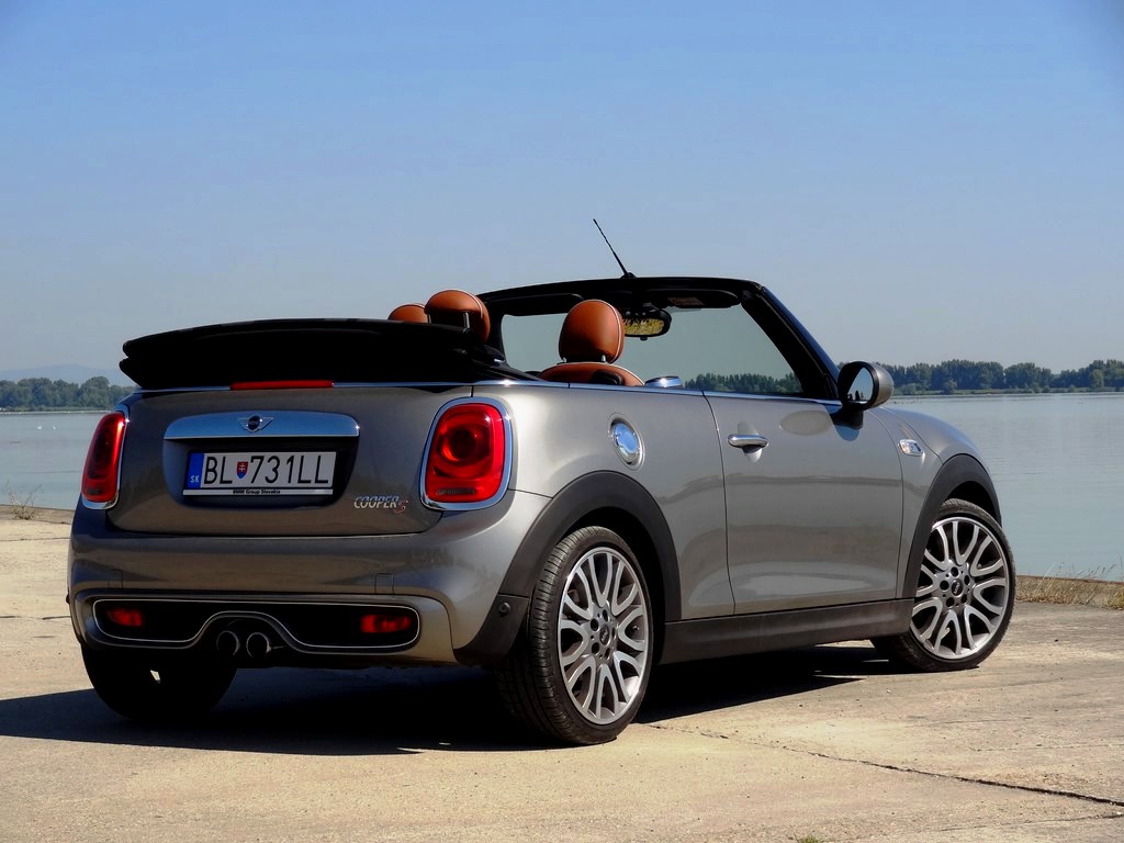 MINI Cooper S Cabrio