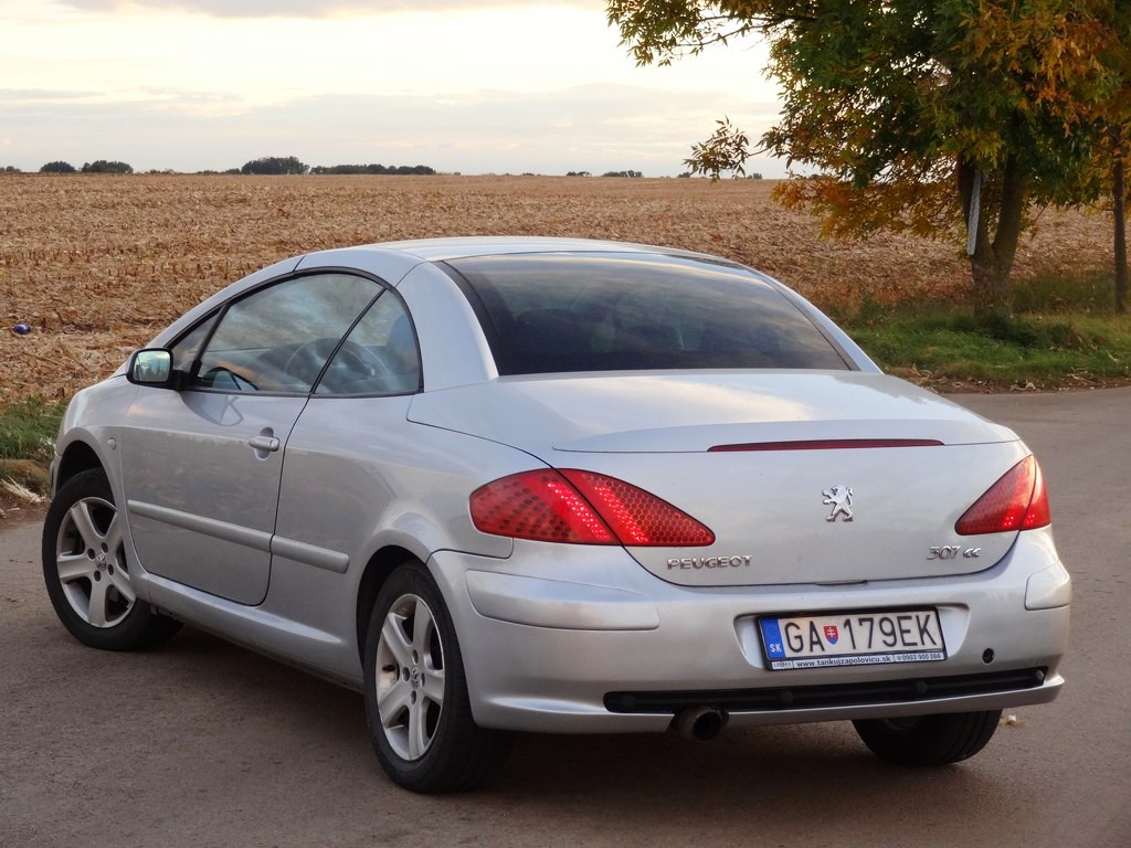 Jazdený Peugeot 307 CC 1.6 16V 04´