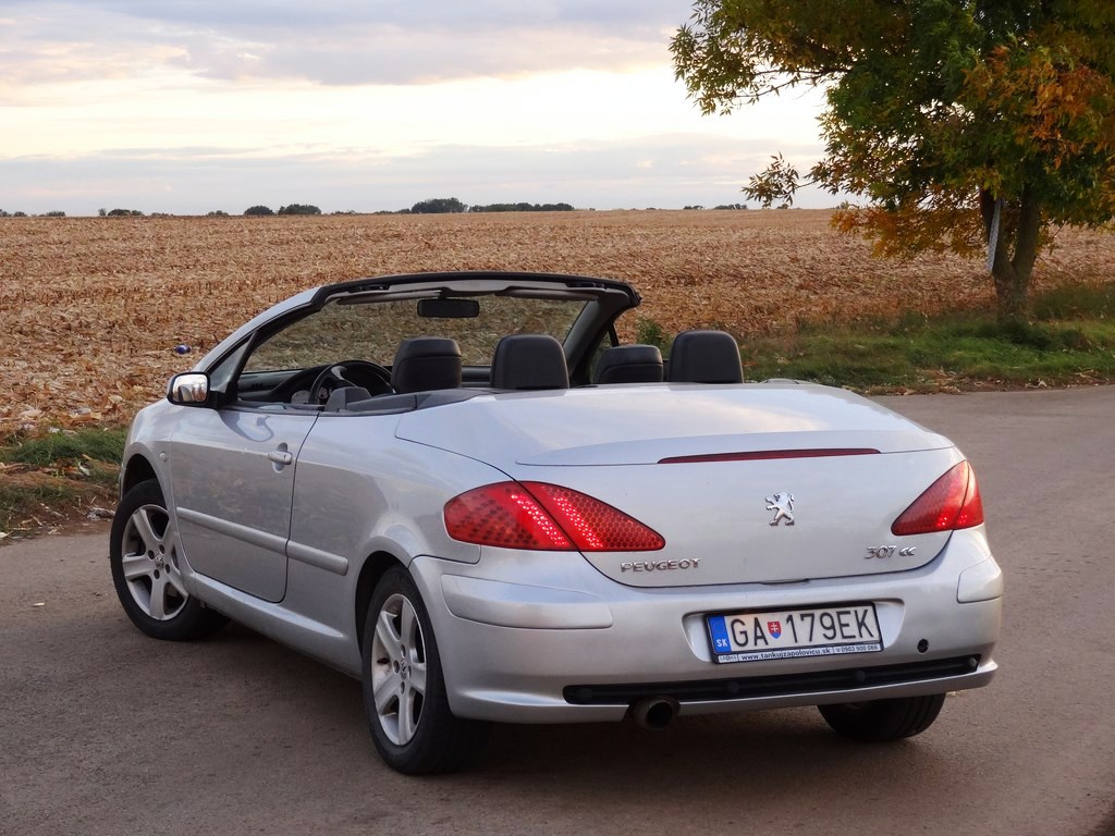 Jazdený Peugeot 307 CC 1.6 16V 04´