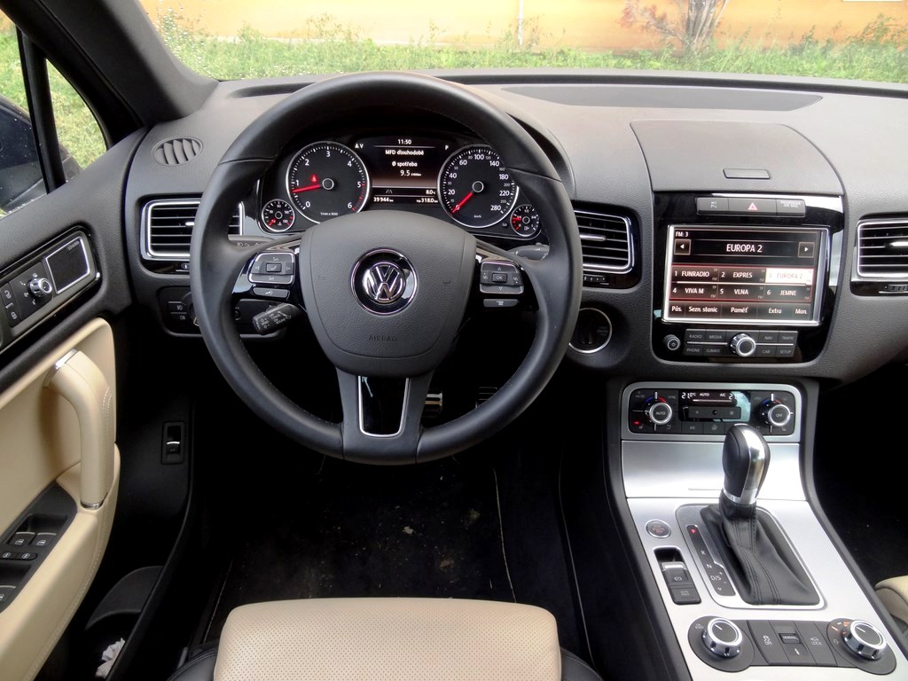 Jazdený VW Touareg 4.2 TDi V8