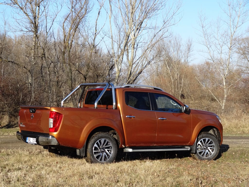 Nissan Navara 2.3 dCi Double Cab 4WD