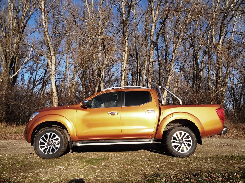 Nissan Navara 2.3 dCi Double Cab 4WD