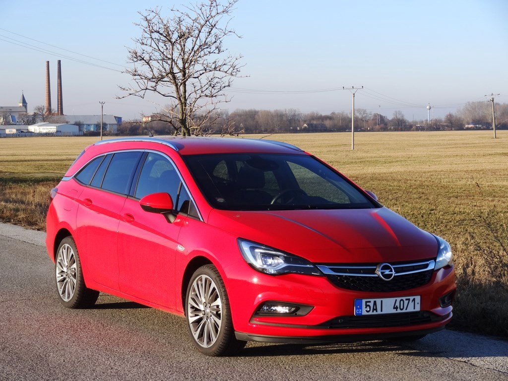 Opel Astra ST 1.6 TURBO