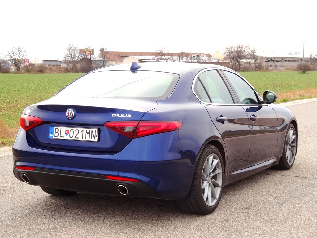 Alfa Romeo Giulia 2.2 Diesel 180k MT