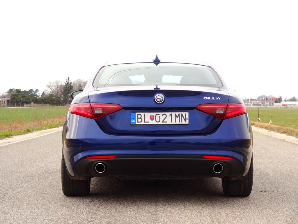 Alfa Romeo Giulia 2.2 Diesel 180k MT