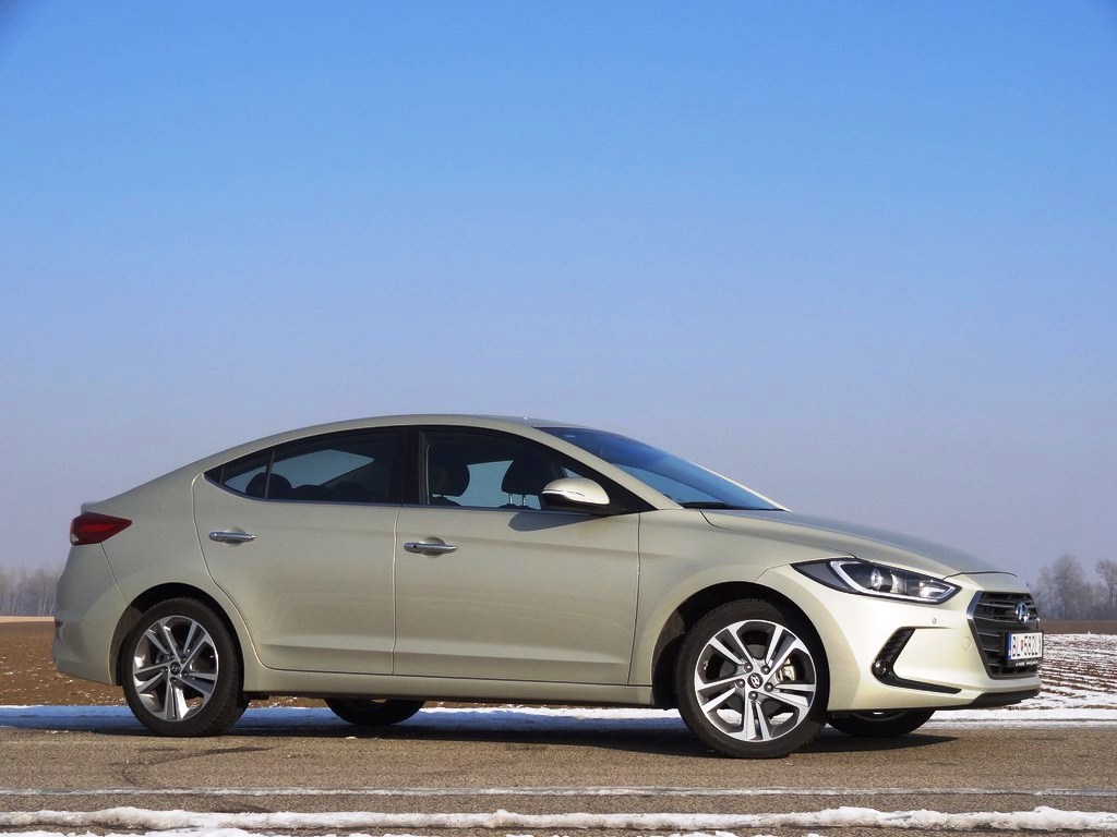 Hyundai Elantra 1.6 CRDi 7DCT